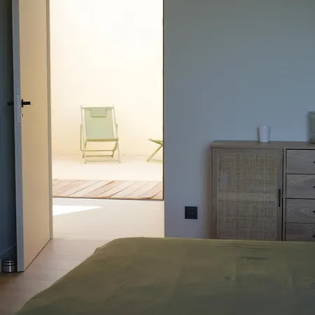 Maison D'architecte Vue Panoramique Piscine Miroir *