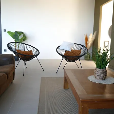 Maison D'architecte Vue Panoramique Piscine Miroir *