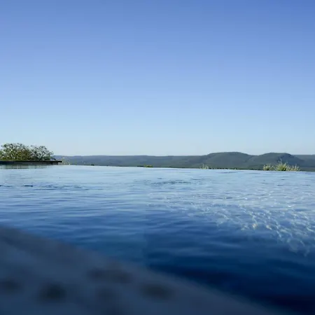 ヴィラ Maison D'architecte Vue Panoramique Piscine Miroir Montclus